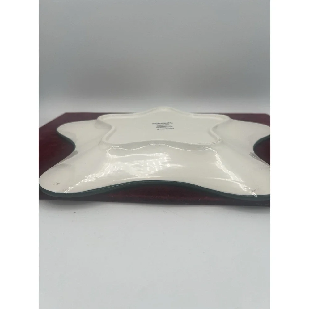 Pfaltzgraff Winterberry Star Shaped‎ Plate Of Sharing for Gifting with Treats